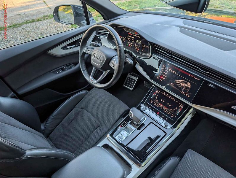Audi Q7 (2022) 3.0 TDi quattro, 2.maj,ČR, S - fotka 13 z 32