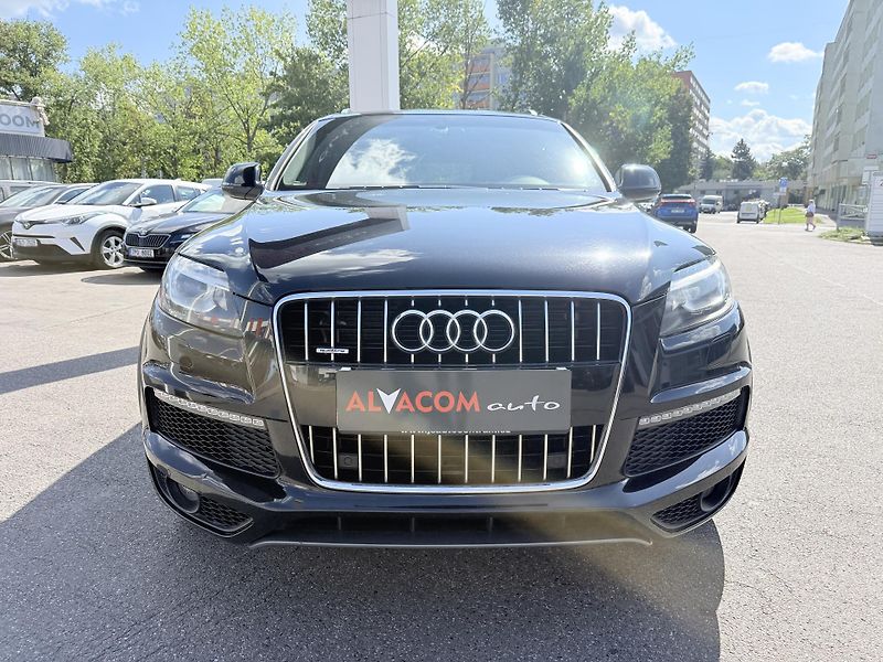 Audi Q7 3.0 TDi 180kw - fotka 3 z 37