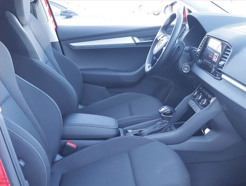 Škoda Karoq (2024) Fresh 1.5 TSI - fotka 9 z 18