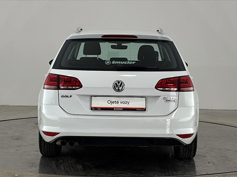Volkswagen Golf Highline DSG - fotka 17 z 28
