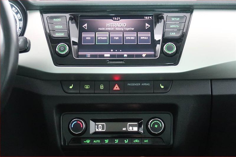 Škoda Fabia (2020) Style Plus 1.0 TSI, Tempomat - fotka 12 z 19