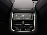 Volvo XC90 (2026) B5 AWD AUT BLACK EDITION ULTRA - náhled 24