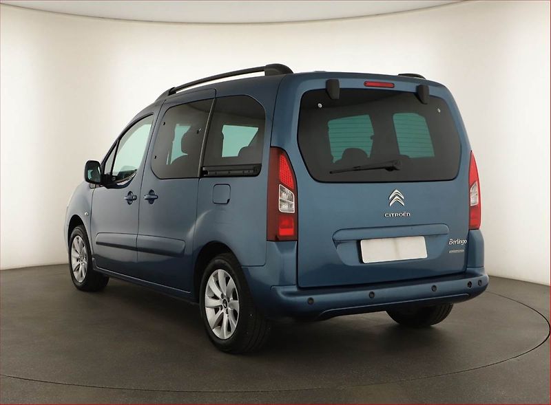Citroën Berlingo (2017) Shine 1.6 BlueHDi, 5Míst, ČR - fotka 4 z 15