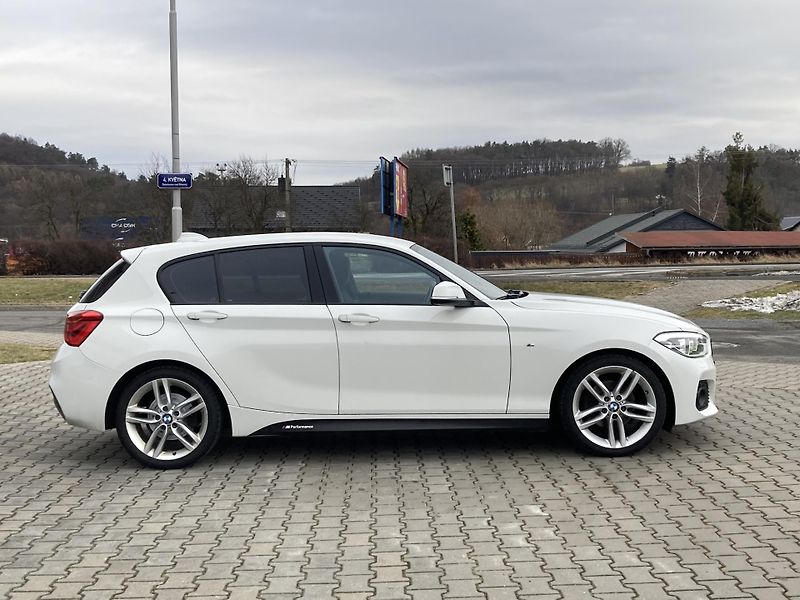 BMW Řada 1 (2016) 118d xDrive, M paket, serviska - fotka 6 z 35