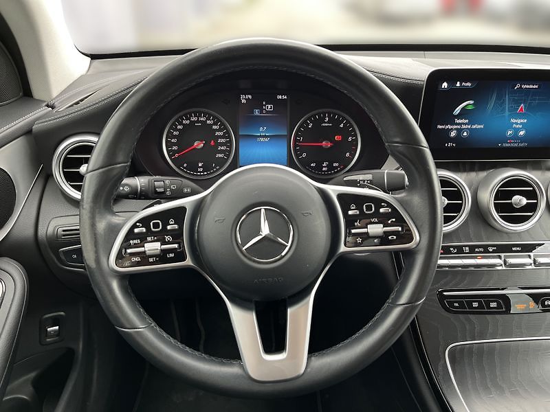Mercedes-Benz GLC SUV 220 d 4MATIC - fotka 11 z 21