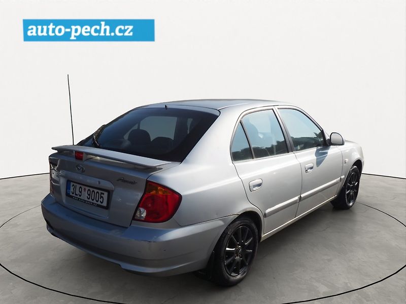Hyundai Accent (2006) 1.4i, 63kW, AC - fotka 4 z 29