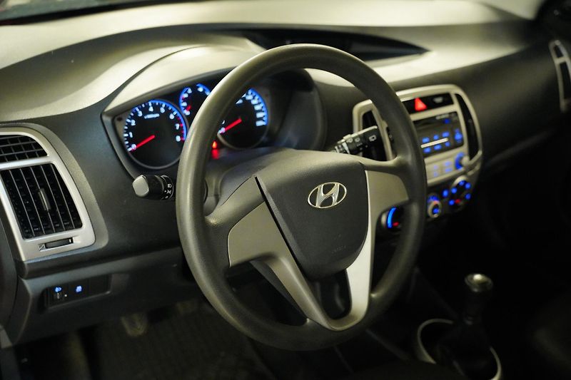 Hyundai i20 - fotka 14 z 21