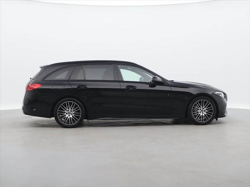 Mercedes-Benz Třídy C 2.0 220d 147kW AMG-Line - fotka 8 z 30