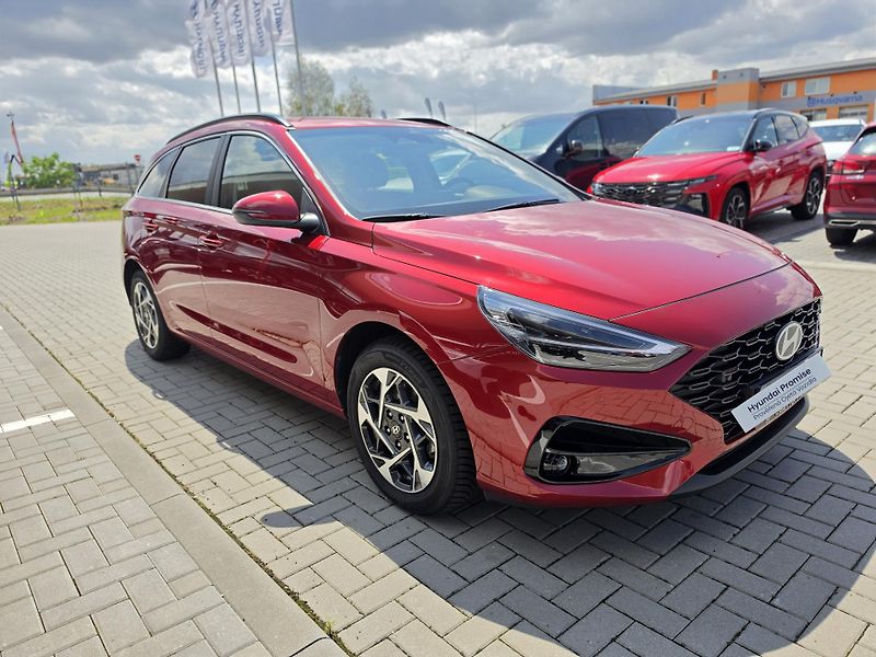 Hyundai i30 (2024) 1,5i 70kW WG STYLE - fotka 6 z 16