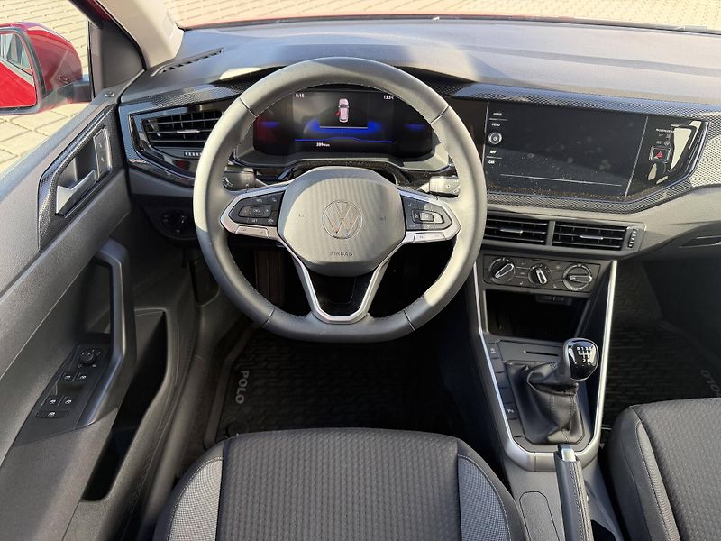 Volkswagen Polo (2025) People 5G 1,0TSi - fotka 6 z 26