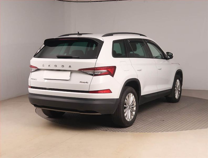 Škoda Kodiaq (2022) Ambition Plus 1.5 TSI - fotka 5 z 16