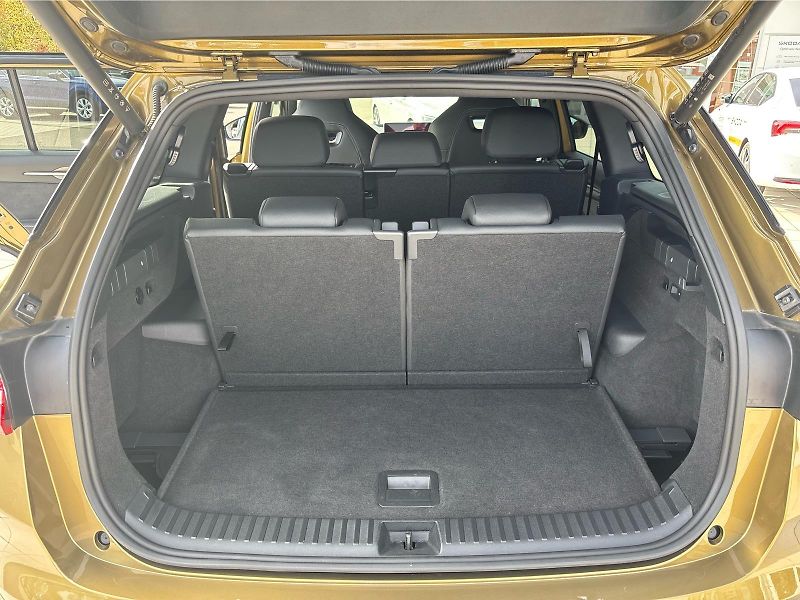 Škoda Kodiaq 2,0 TDI 142 kW SPORTLINE 4X4 D - fotka 29 z 30