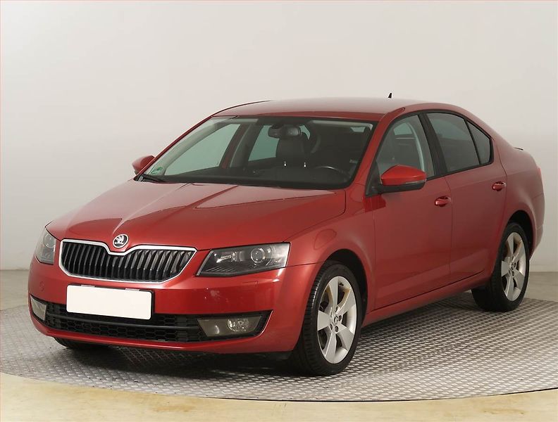 Škoda Octavia (2015) Ambition Plus 2.0 TDI, 4X4 - fotka 2 z 19