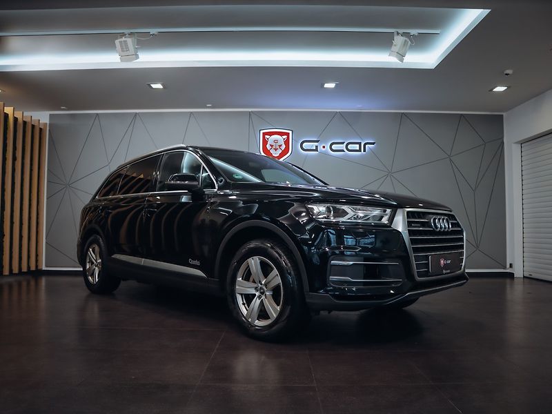Audi Q7 3.0TDI, Quattro S-line 200kw - fotka 1 z 32