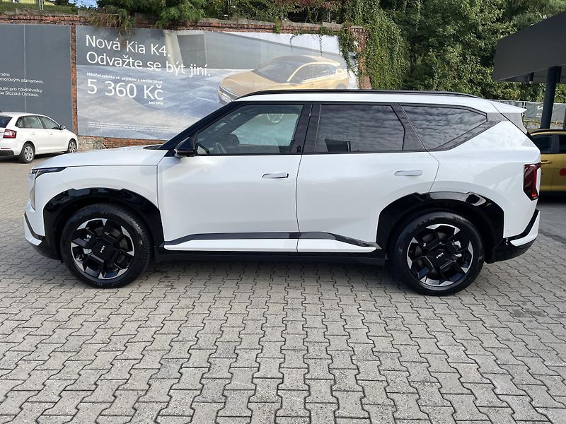 Kia EV5 (2026) 4x4 GT-Line EvoPark+Tech+PNS - fotka 6 z 28