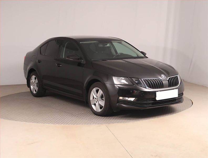 Škoda Octavia (2017) 1.6 TDI, Automat, Serv.kniha - fotografie inzerátu