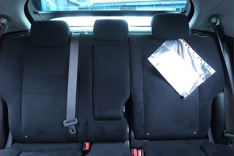 Honda Civic (2007) 1.4 i-DSI, po STK, CZ doklady - fotka 10 z 14