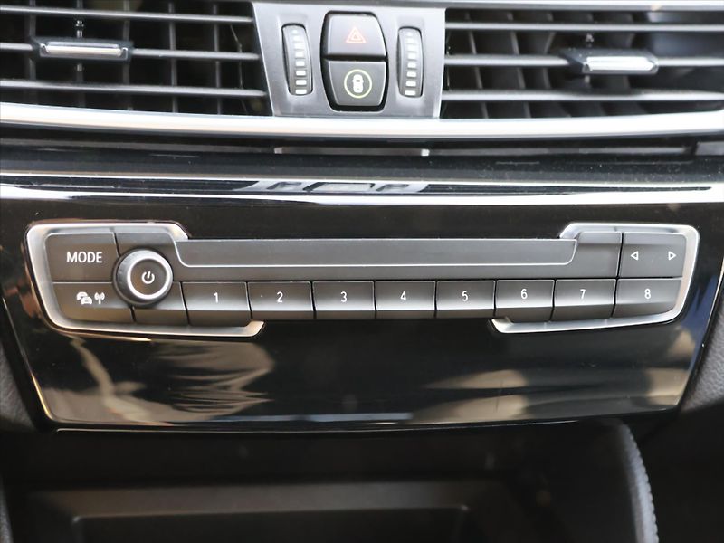 BMW Řada 2 1,5 216d Automat CZ Kůže LED - fotka 25 z 36