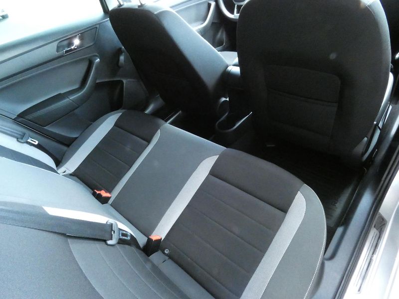 Škoda Rapid Ambition 1,2 TSI 81KW - fotka 25 z 30