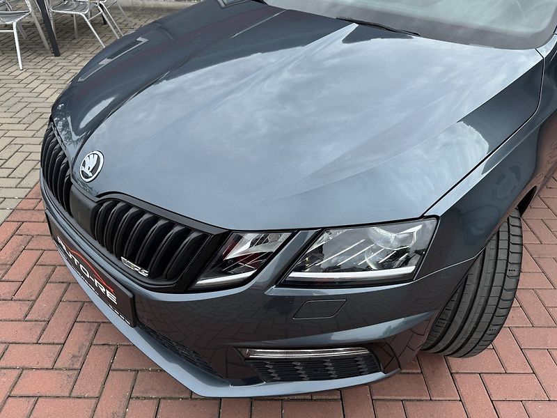 Škoda Octavia (2018) RS 2.0 TDi DSG ACC LED 135kW - fotka 34 z 50