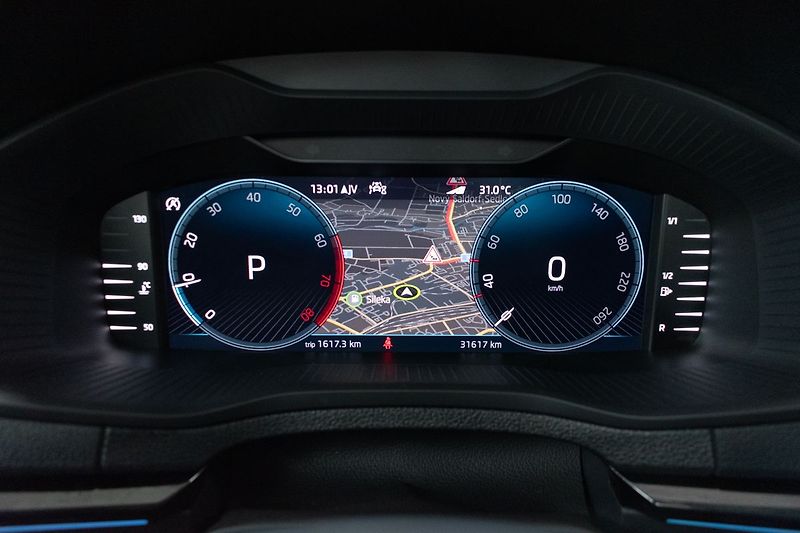 Škoda Karoq 1.5 TSI STYLE+*TAŽNÉ*DSG*ČR* - fotka 23 z 44
