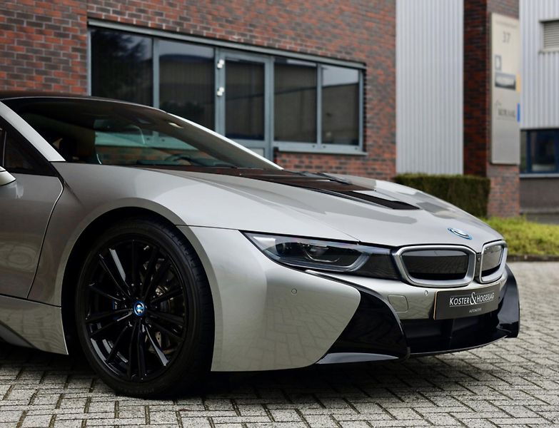 BMW i8 (2018) xdrive Laser - fotka 5 z 44