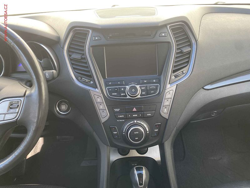 Hyundai Santa Fe (2014) 2.2 CRDi Grand 4WD, Premium - fotka 12 z 19