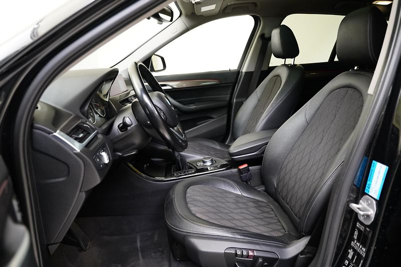 BMW X1 - fotka 10 z 25