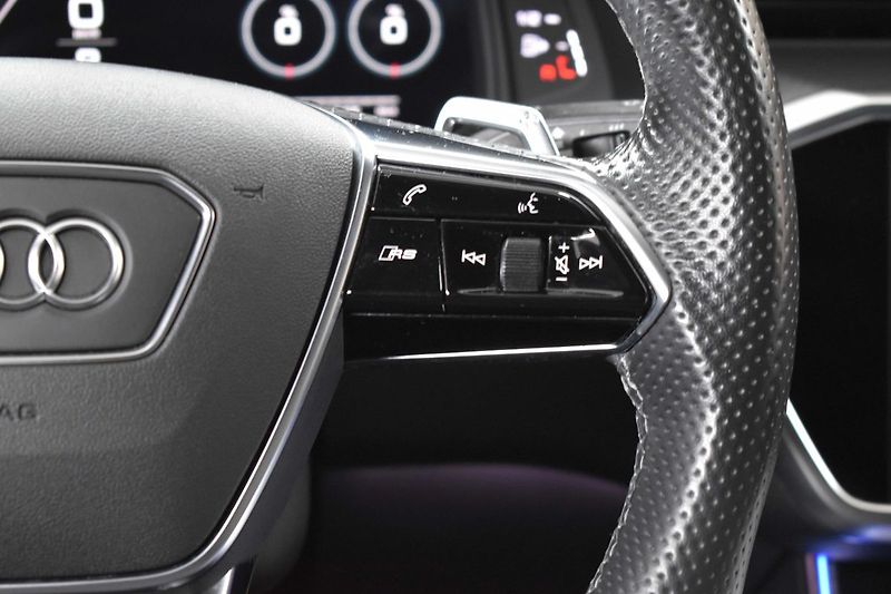 Audi RS 6 V8 4.0 TFSI 441kW QUATTRO - fotka 22 z 48