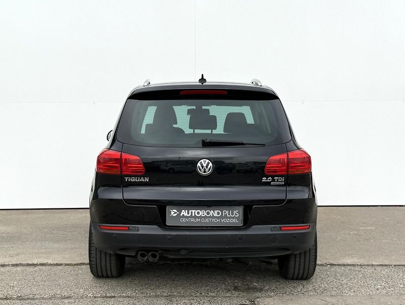 Volkswagen Tiguan 2.0 TDi 103KW DSG 4MOT Sport & - fotka 9 z 19