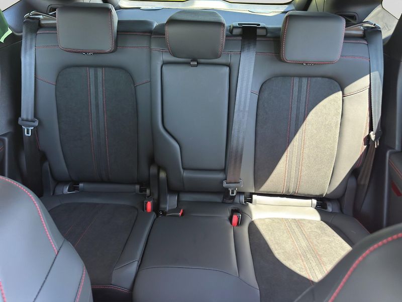 Ford Kuga (2026) ST-Line X 2.5 HEV 134 kW, auto - fotka 16 z 17