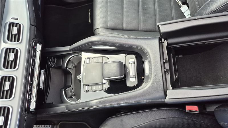 Mercedes-Benz GLS 2,9 400d 4M AMG 7míst 1 ČR DPH - fotka 21 z 38