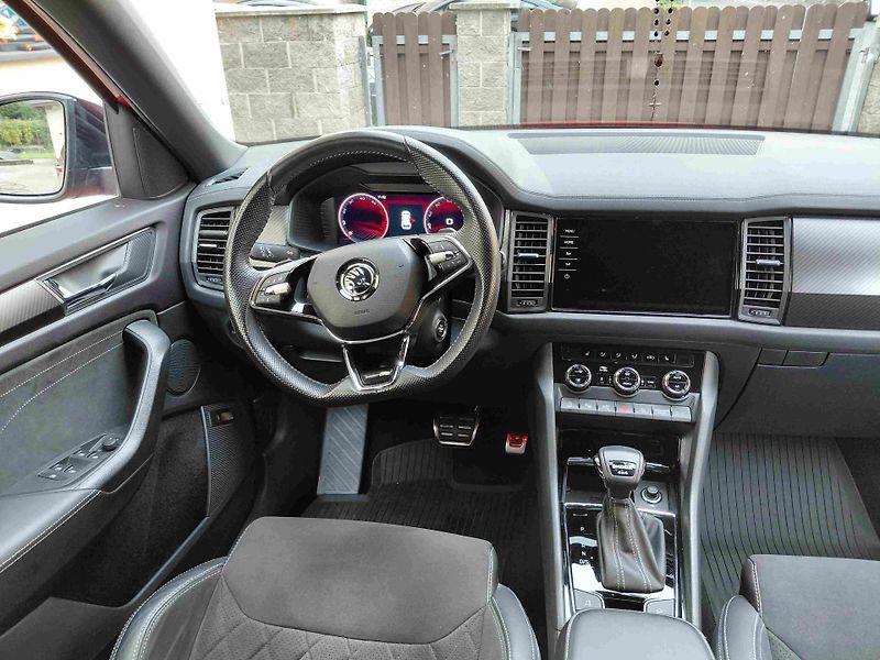 Škoda Kodiaq (2023) TDI 4x4 DSG webasto  SPORTLINE - fotka 12 z 14