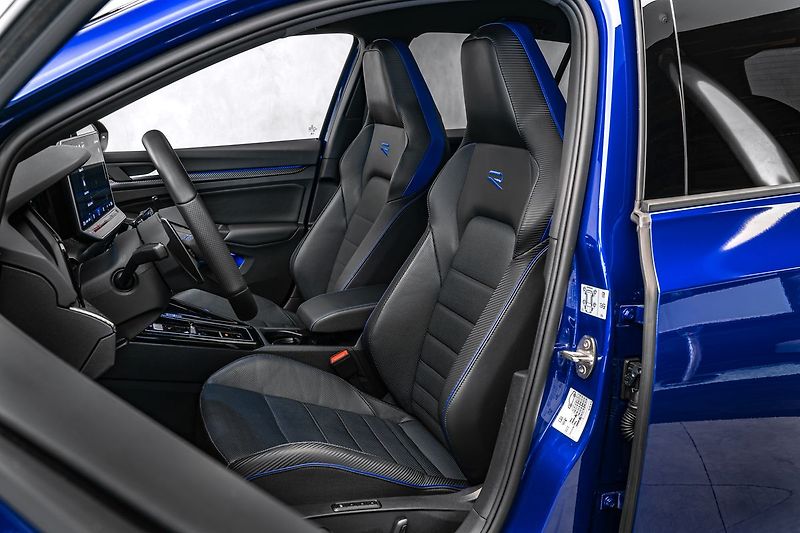 Volkswagen Golf R 245kW 4M Performane IQ - fotka 20 z 25