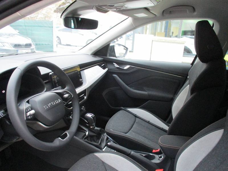Škoda Kamiq Top Selection 1,0TSI 85kW DSG/ - fotka 8 z 13