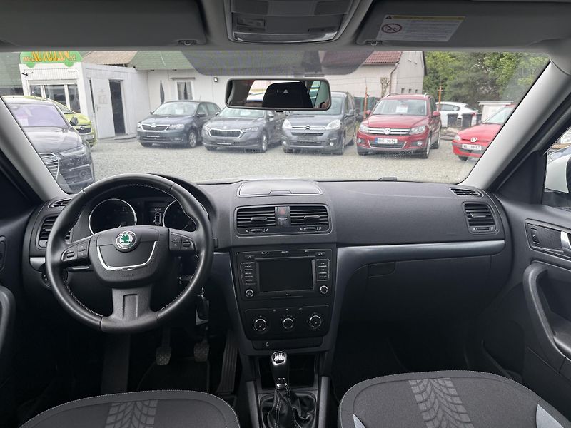 Škoda Yeti 1.4 TSI ADVENTURE - fotka 7 z 13
