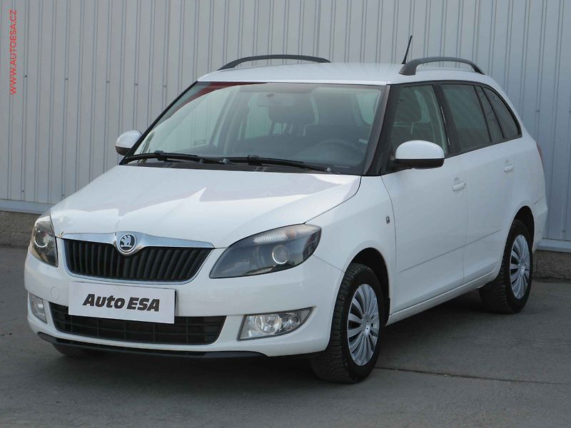 Škoda Fabia (2013) 1.2TSi, ČR, AC, tažné - fotka 3 z 14