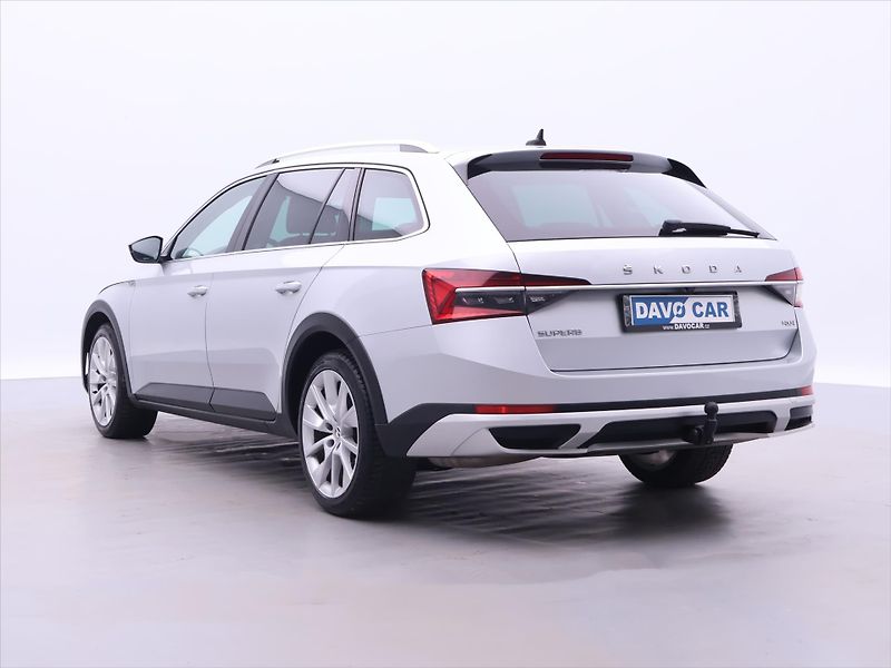 Škoda Superb 2,0 TDI 140kW DSG Scout 4x4 CZ - fotka 5 z 32