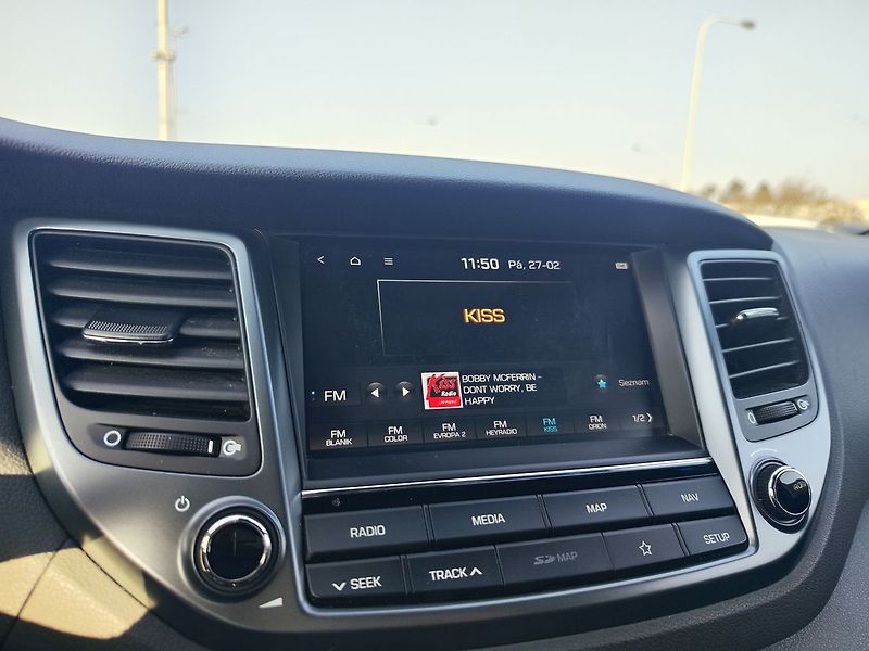 Hyundai Tucson 1.6 T-GDI/130kW Trikolor - fotka 15 z 29