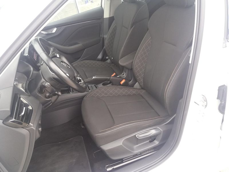Škoda Scala 1.0TSi,70kW,LED,P.SENZOR,CEBIA - fotka 15 z 23