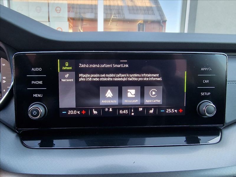 Škoda Octavia 2.0TDI DSG Ambition,ČR,1.Maj. - fotka 30 z 50