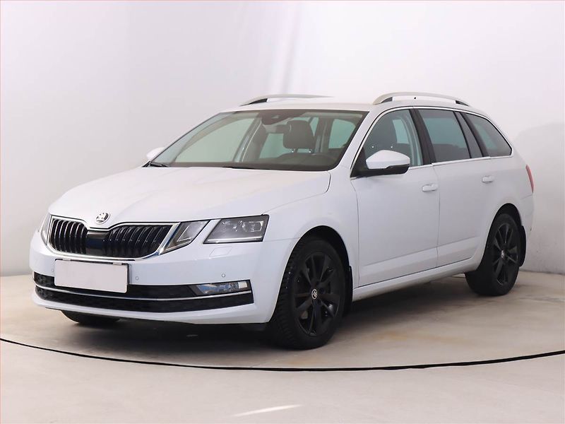 Škoda Octavia (2018) Elegance 1.5 TSI, Automat - fotka 2 z 21