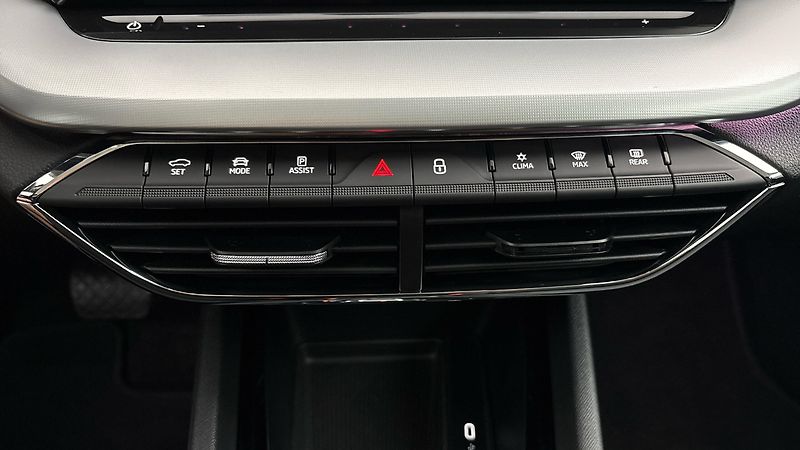 Škoda Octavia 1.4 TSI iV DSG Style Combi - fotka 13 z 25