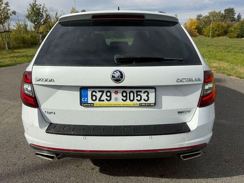 Škoda Octavia 2,0 TDI RS 135 kW 4X4 DSG ODPO - fotka 4 z 21