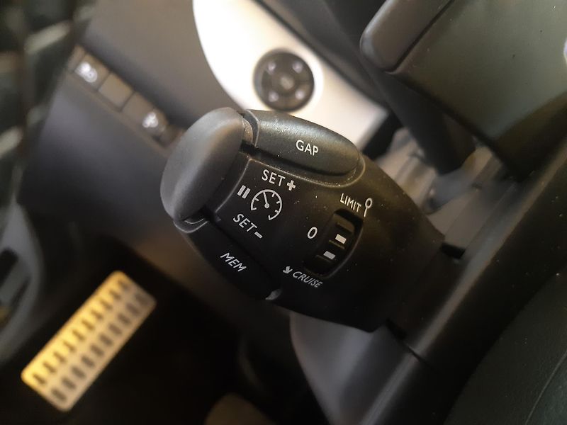 Toyota ProAce Verso 2.0 D 130KW AUTOMAT PANORAMA   - fotka 17 z 38