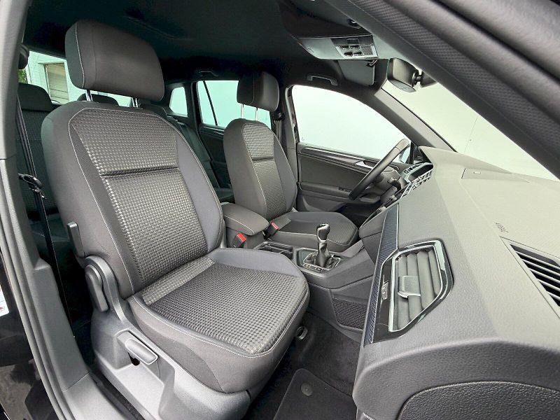 Volkswagen Tiguan (2021) 1.5 TSI 110kW United - fotka 30 z 35