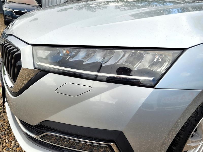 Škoda Octavia 1,4 TSI,PHEV,DSG,Clever,tažné - fotka 45 z 50