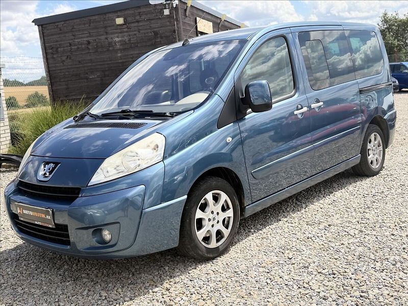Peugeot Expert 2,0 100kW NAVI,TAŽNÉ,8 SEDADEL - fotka 1 z 28