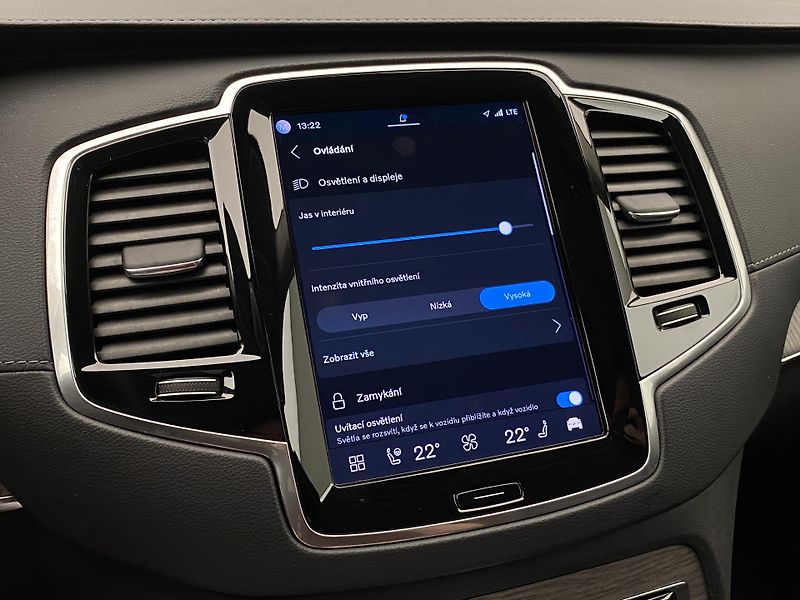 Volvo XC90 B5 AWD DARK PLUS AUT CZ 7m - fotka 54 z 67