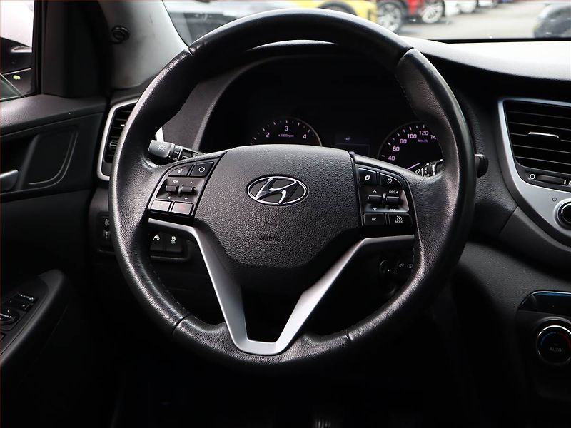 Hyundai Tucson (2016) 1.7 CRDi, Serv.kniha, Navi - fotka 13 z 16